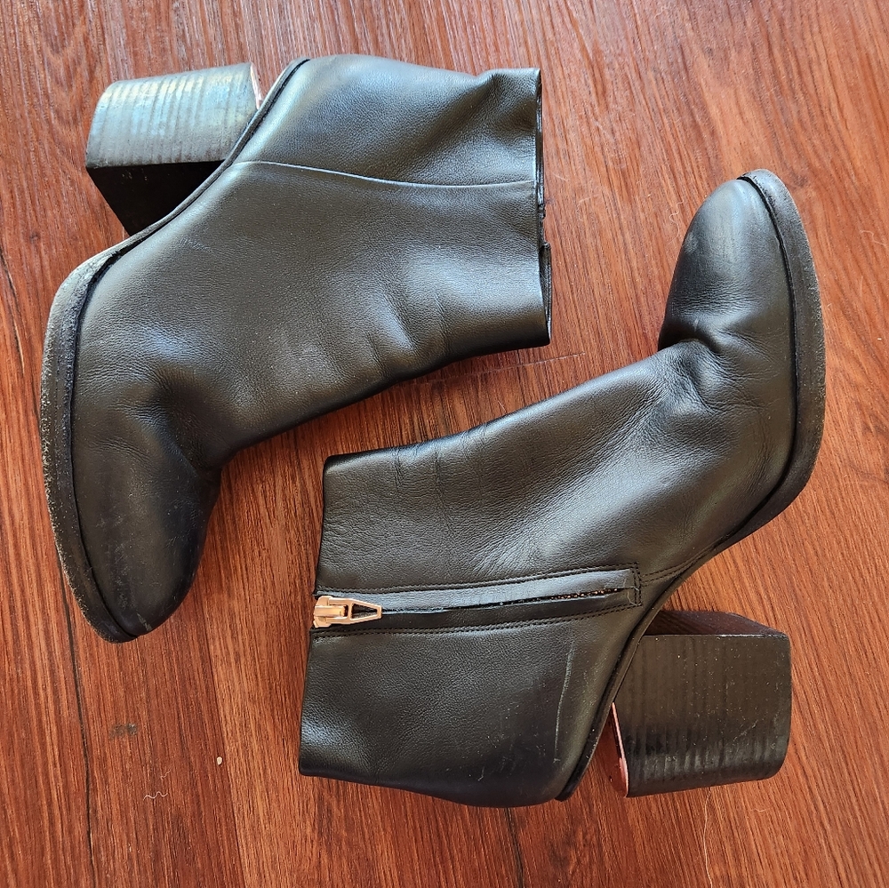 Alexander Wang Gabi Leather Boots Gold